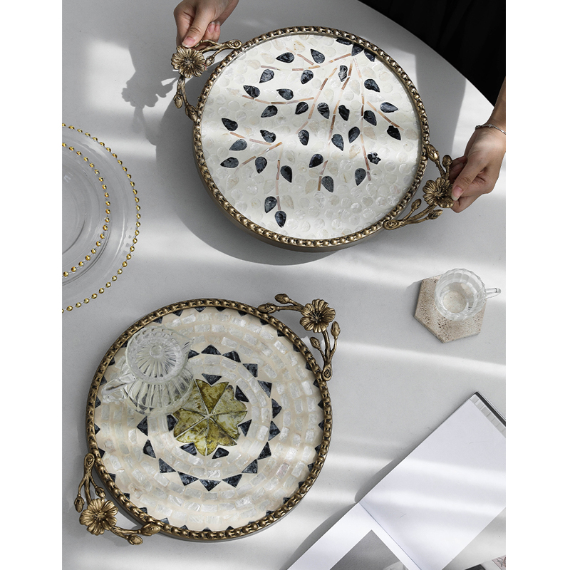 Luxury Skincare Tray - Creative Luxury Shell-Decorated Metal Tray Table