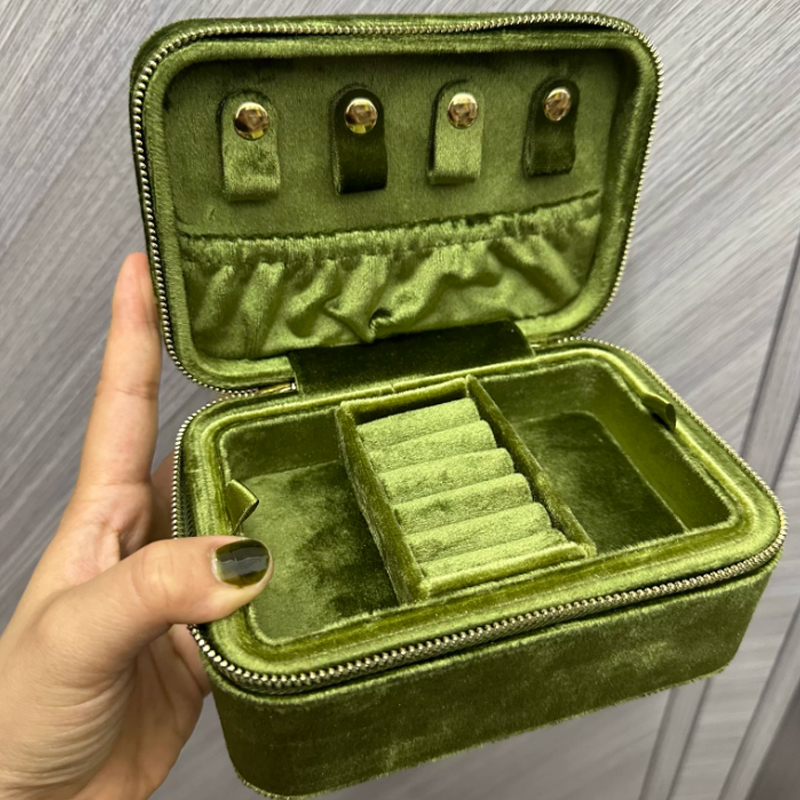 Light Luxury Exquisite Velvet  - Luxury Skincare Containers recension och pris
