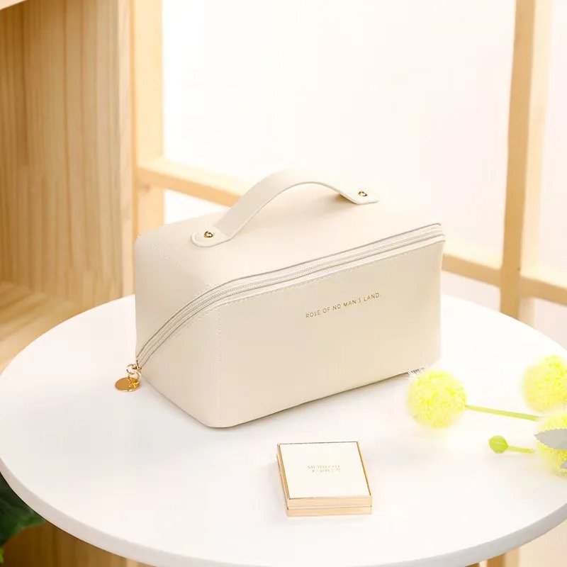 Makeup Organizer Female Toilet - Luxury Skincare Containers recension och pris